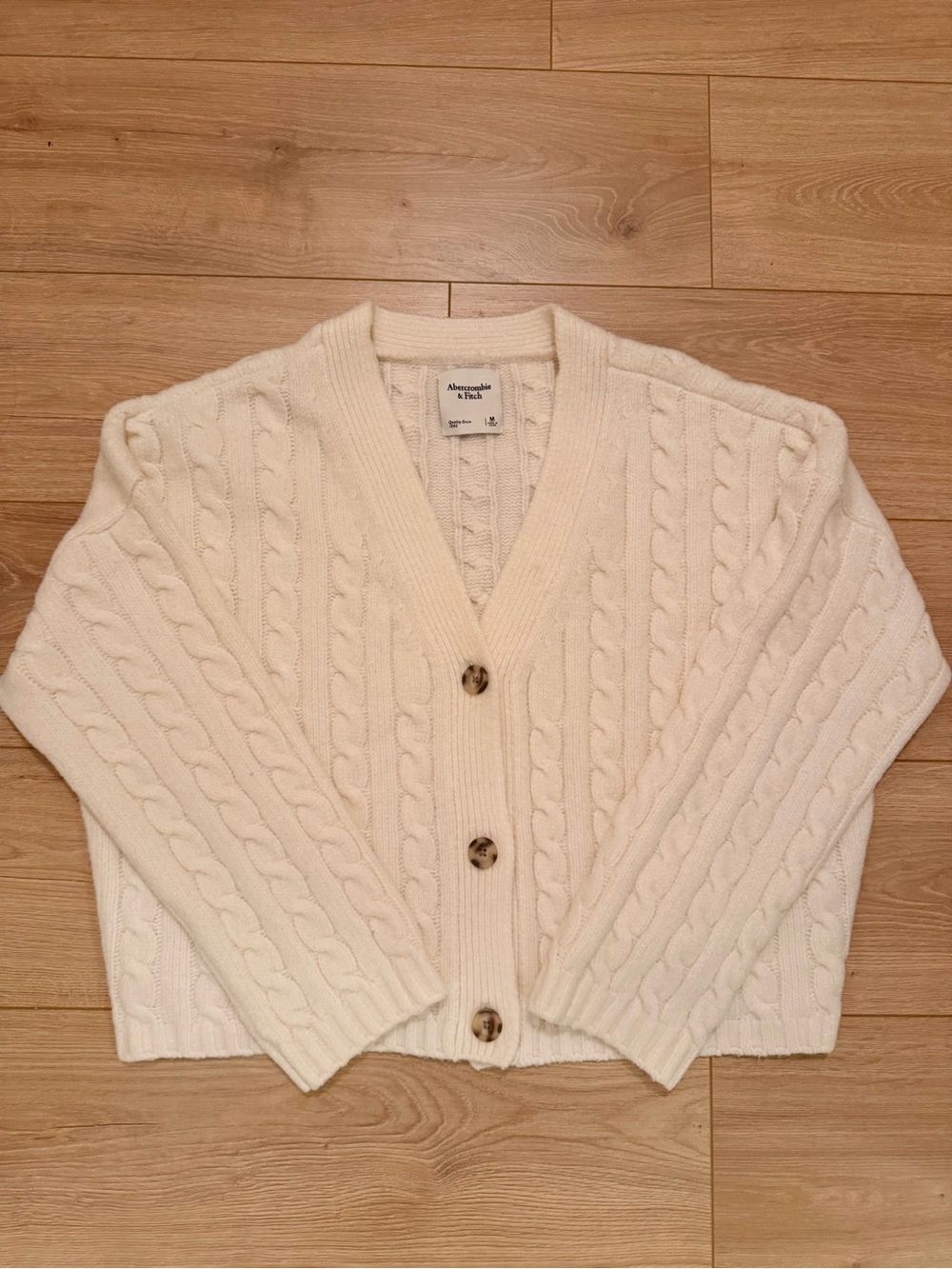 Abercrombie & Fitch
Cable Short Cardigan cream color M - Picture 7 of 7
